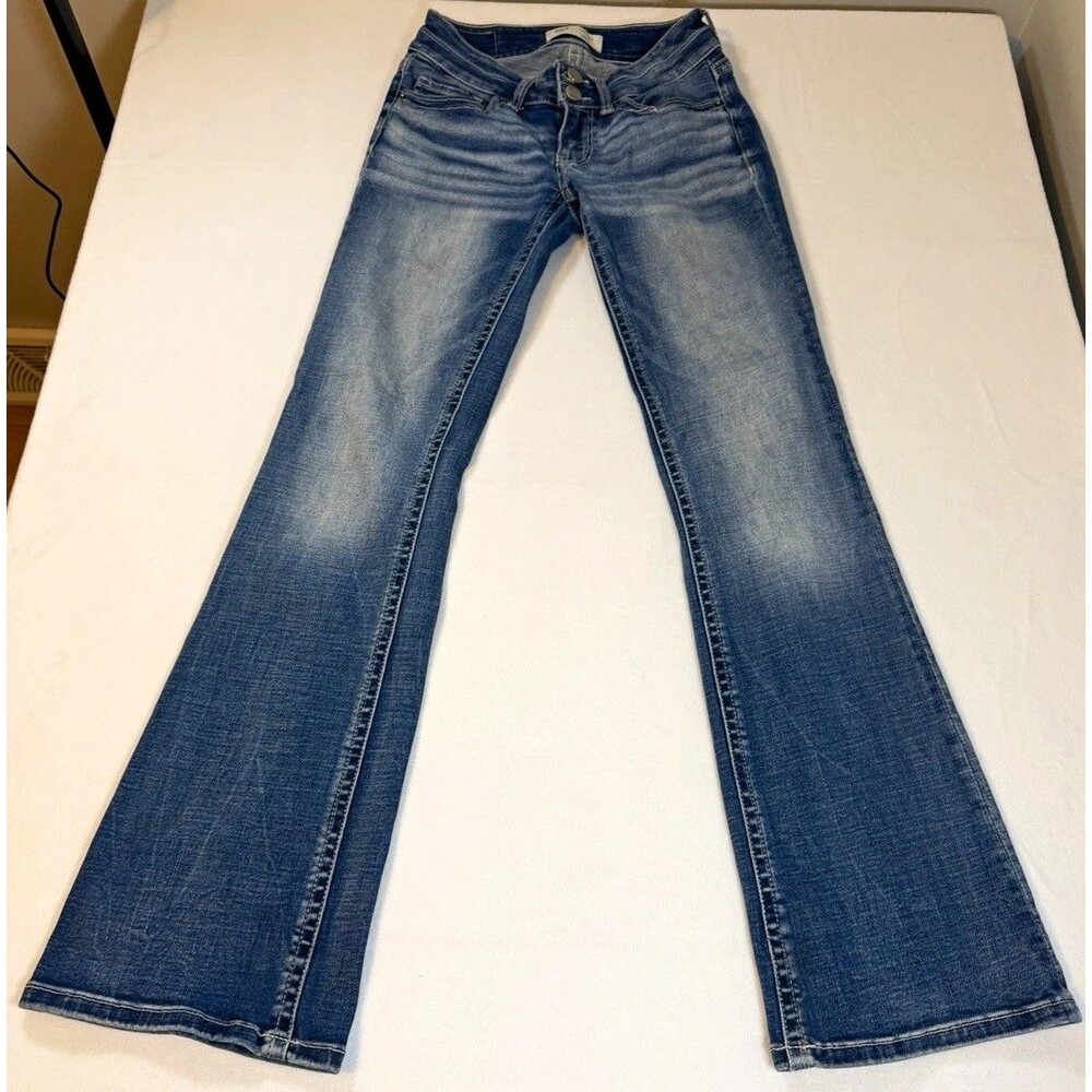 BKE Denim Women's Bootcut Jeans Slim Fit Low Rise Medium Wash Stretch 5-Pocket